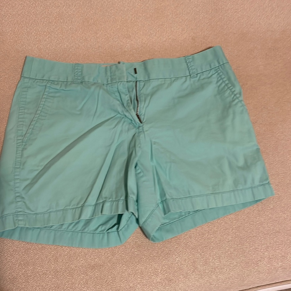 J. Crew chino “broken in” 3 in short. Teal, size 8.